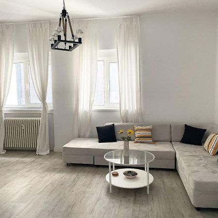 White Apartment Bucureşti Ngoại thất bức ảnh